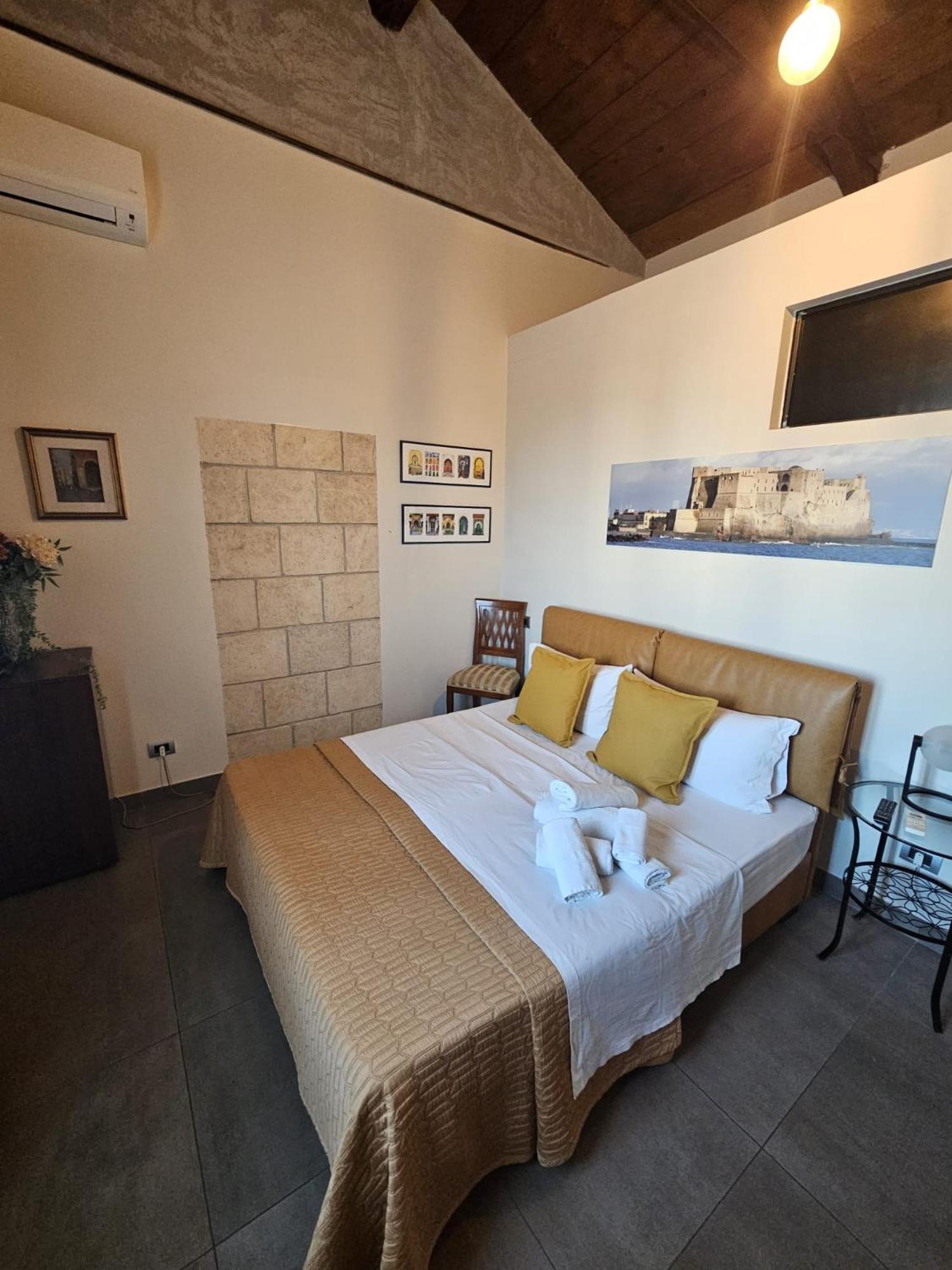 Mansarda Valù B&B Naples Extérieur photo