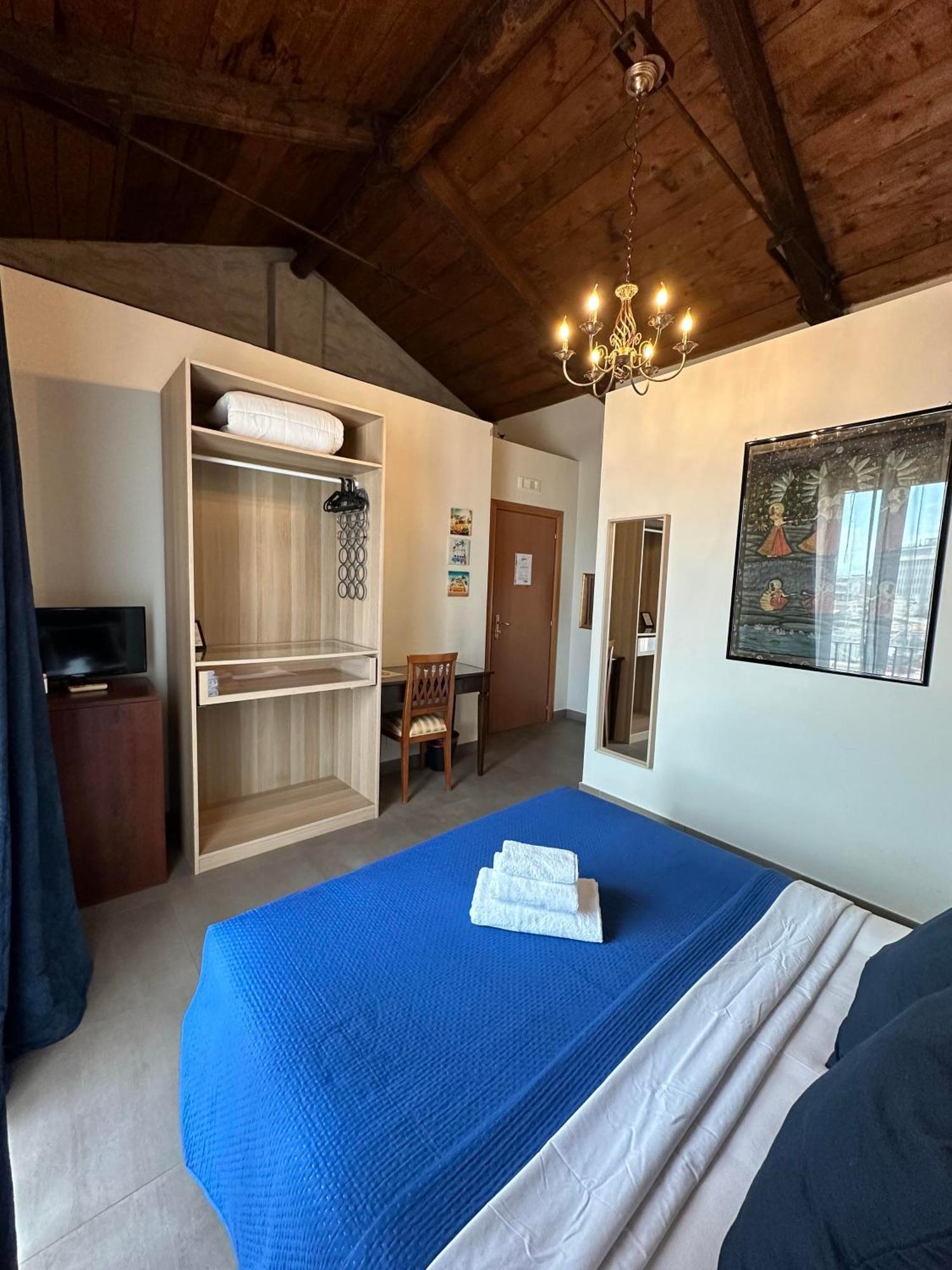 Mansarda Valù B&B Naples Extérieur photo